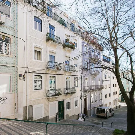 Lägenhet Altido Charming Patio Lisboa