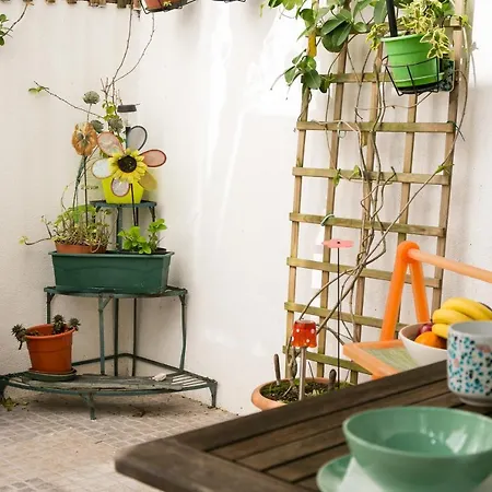 Appartement Altido Charming Patio Lissabon